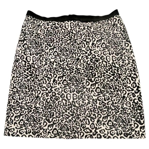 Ann Taylor Chic with a Modern Twist – Leopard Print Skirt (Size 10) - Picture 1 of 6